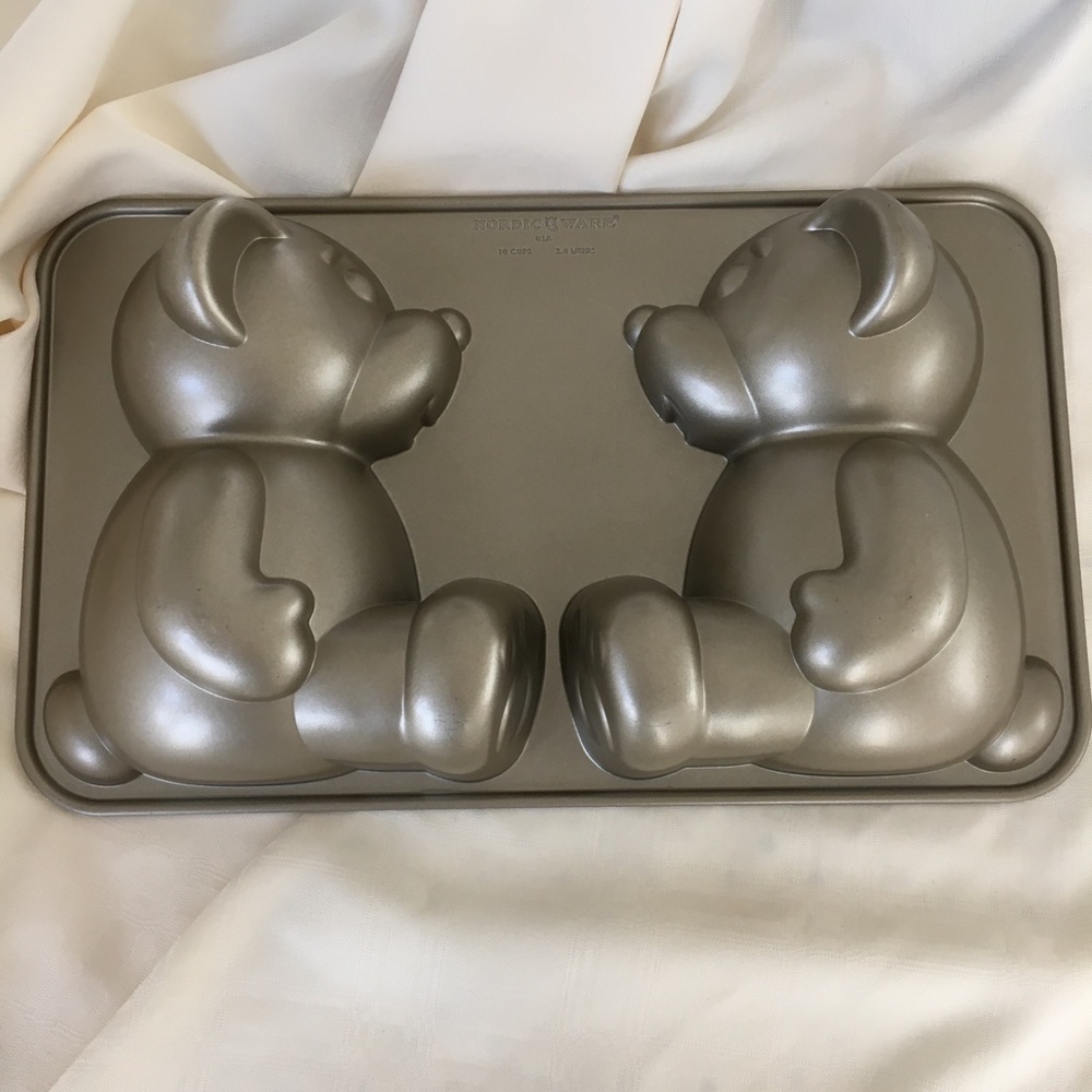 Nordic Ware Bear Cake Pan